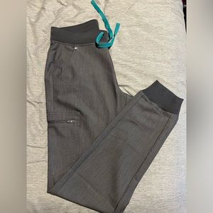 Figs joggers graphite size small tall women’s